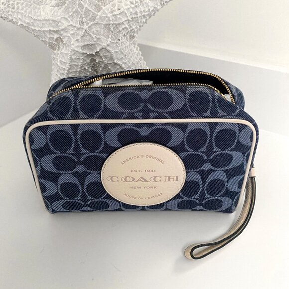 Coach - Dempsey - Boxy Cosmetic Case 20 - Signature Denim With Coach Pattern - Picture 3 of 7